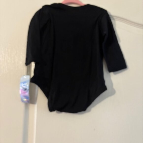 NWT Las Vegas Golden Knights Baby One-Piece Bodysuit SZ 3-6 Months - Picture 4 of 4